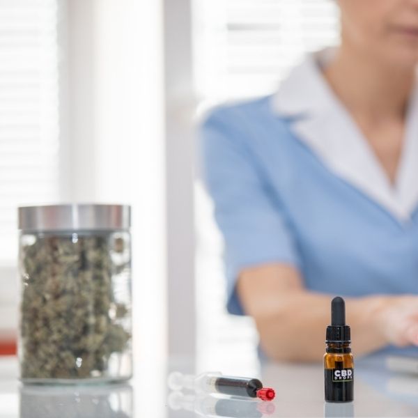 cannabis_apotheke_koln-HHC VAPES